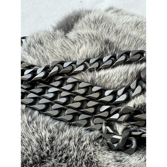 NWT BOYY Real Fur Bag With Sliding Adjustable Chain (A051) - Picture 6 of 8